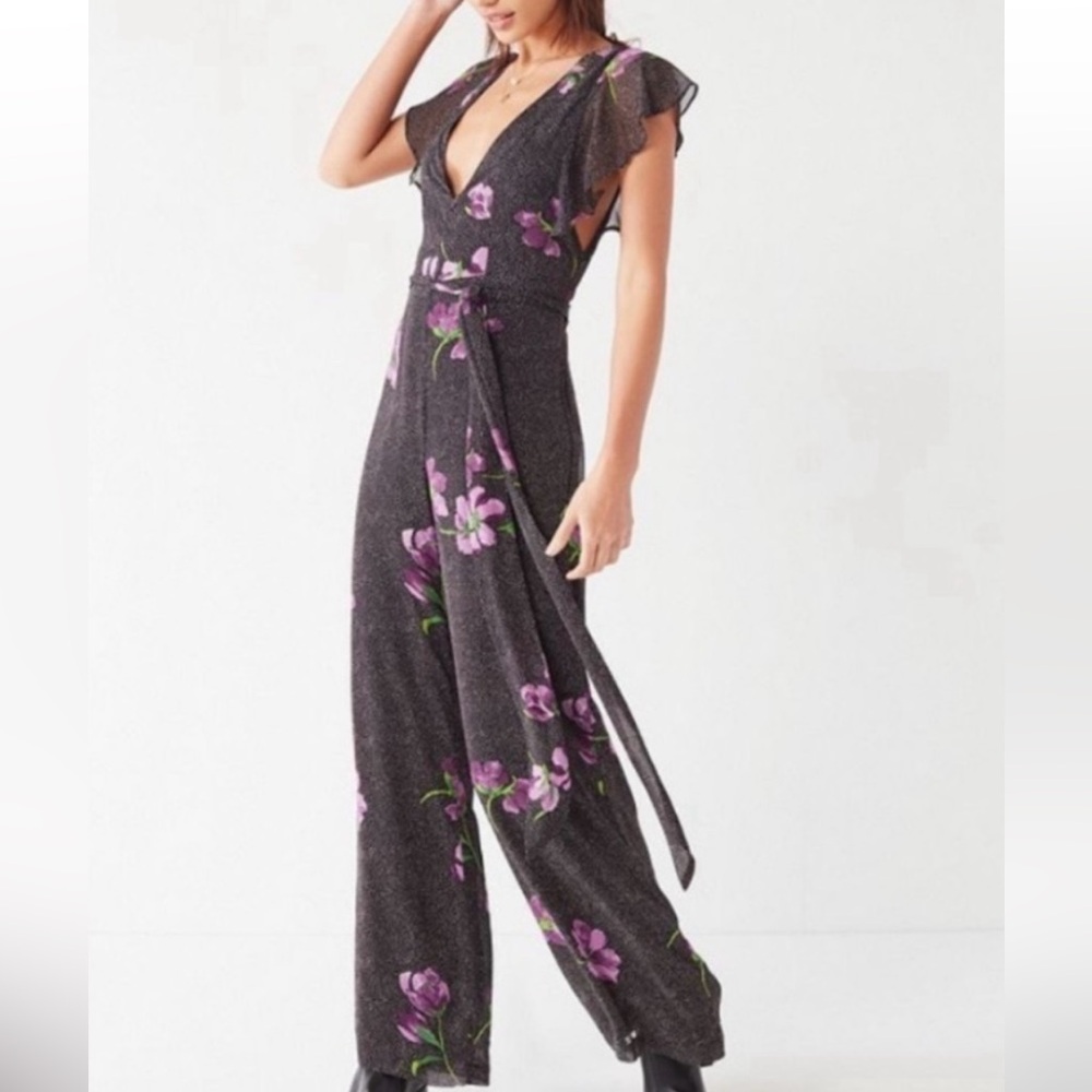 Urban Outfitters floral jumpsuit 💜